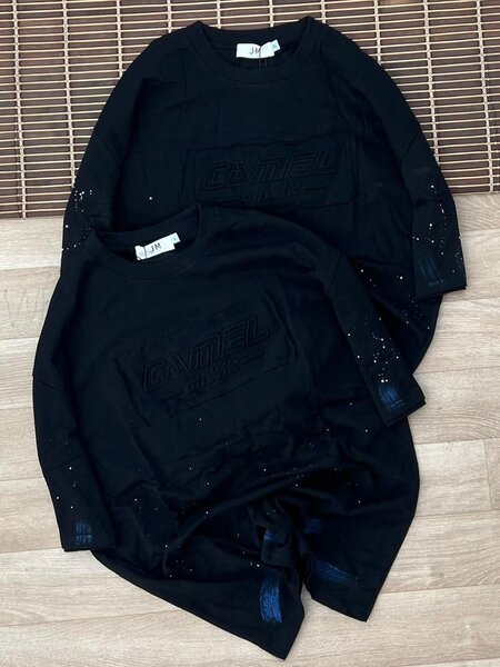 T-shirts coordonnés noirs