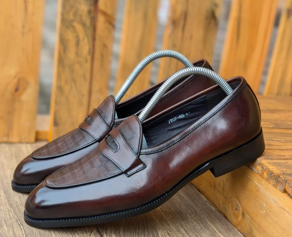 Leather formal shoes