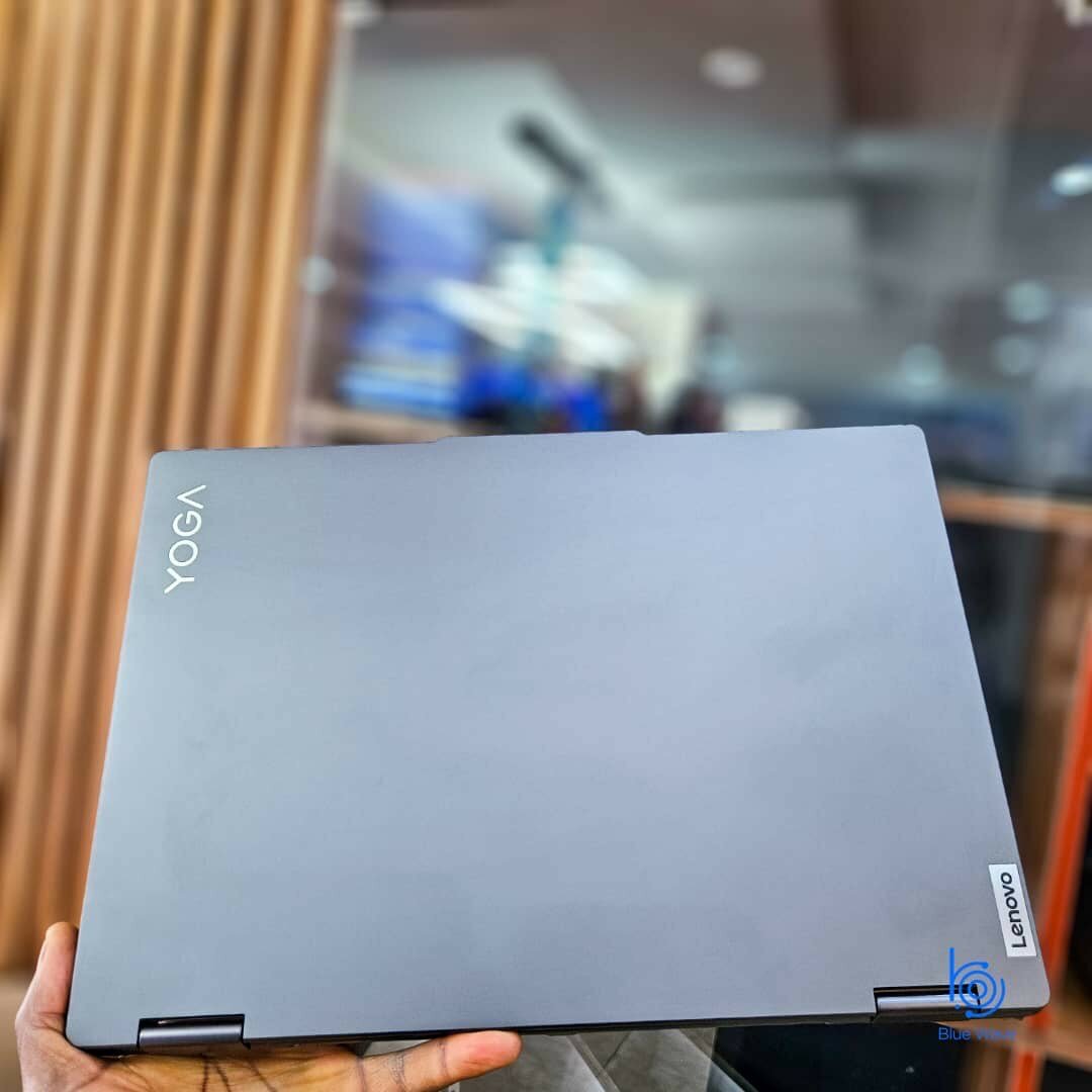 LENOVO YOGA 7i