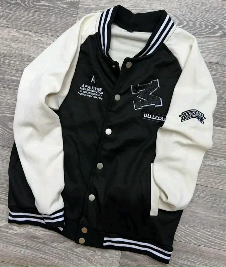 Veste universitaire tendance