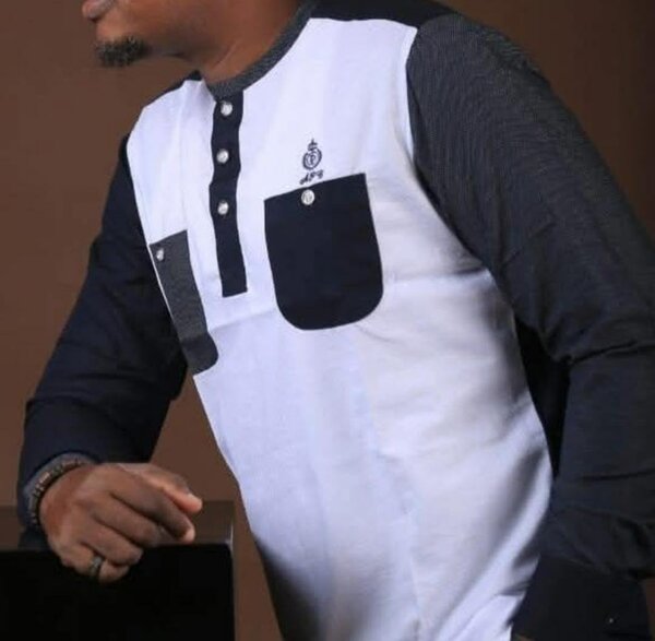 Chemise africaine élégante