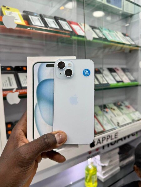 Apple 15 simple avec boîte