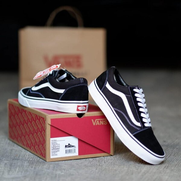 Vans authentic