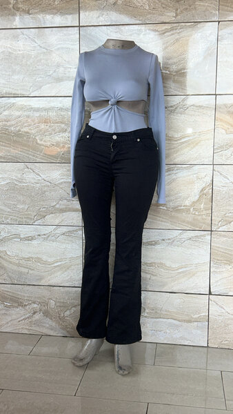 Jean évasé noir taille haute