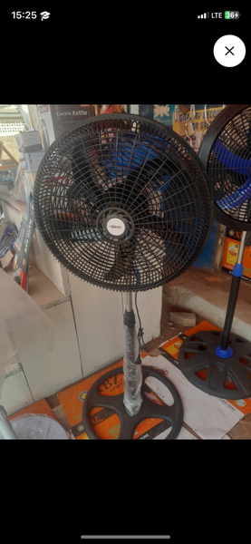 Standing fan
