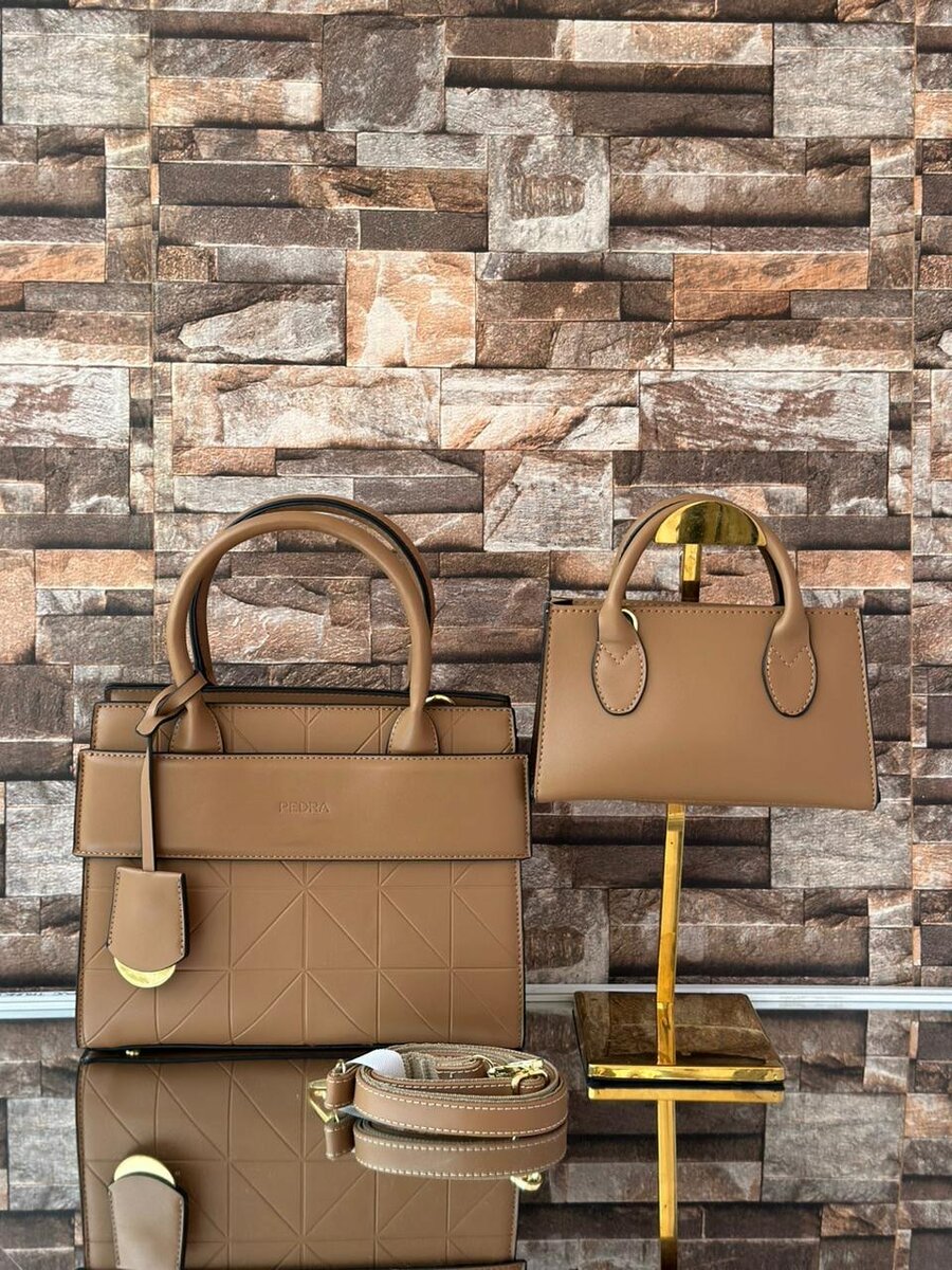 Corporate handheld bags