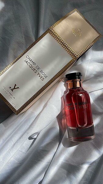 Parfums Opio Noir, Champ de Rose, Iris Oud