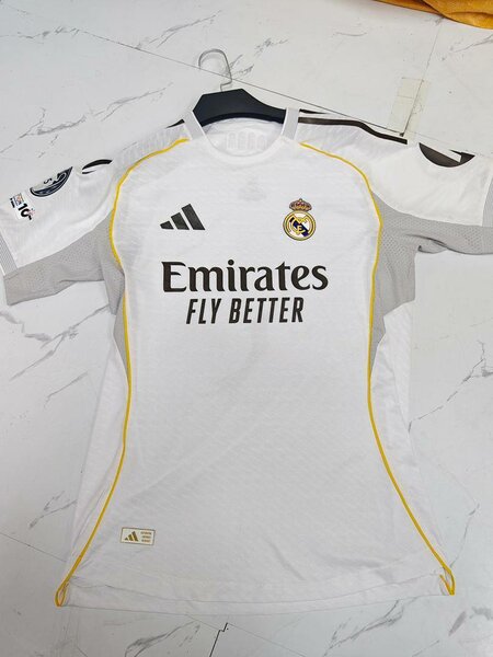 Maillot de foot Real Madrid