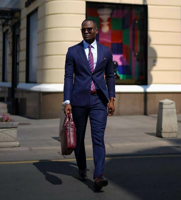 Stylish men's Suits (FREE DELIVERY)