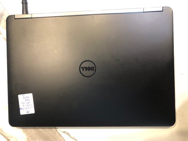 Dell Latitude E5270