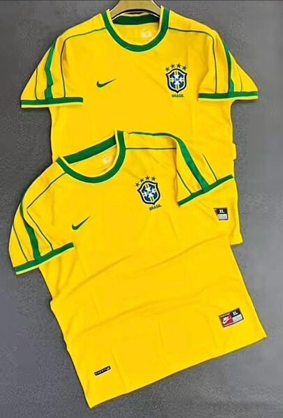 Maillot de football Brésil jaune