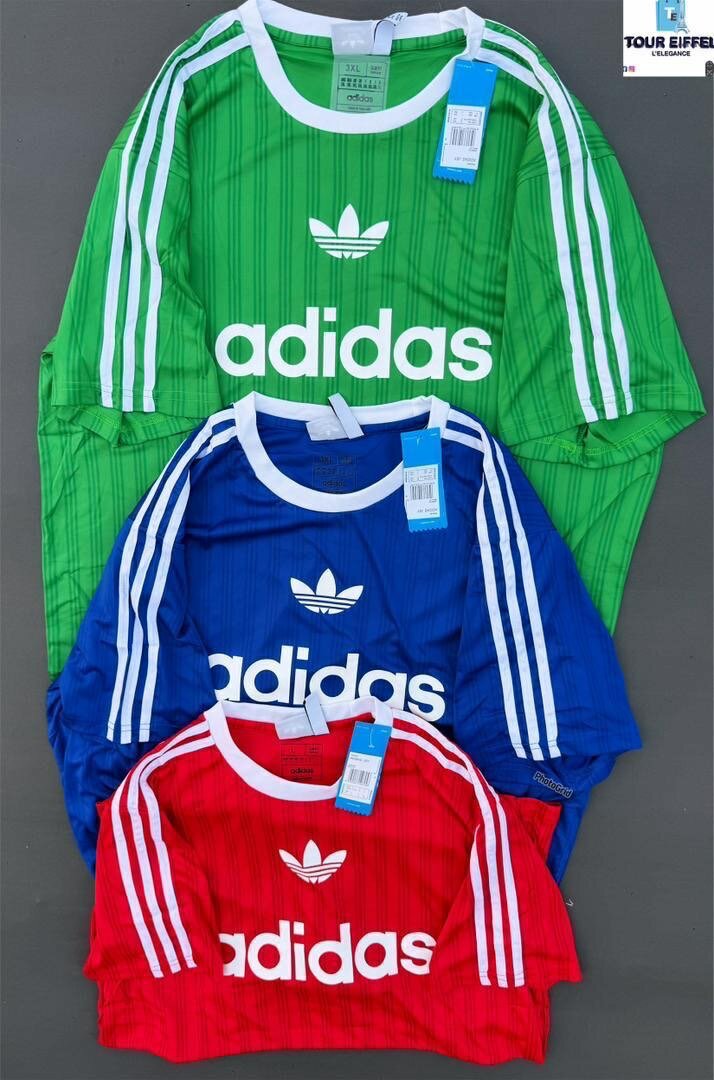 Tee-shirts Adidas