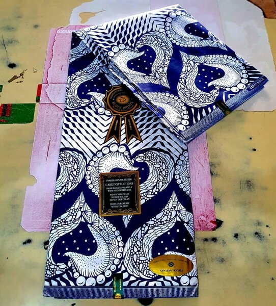 Polyester fabric with print