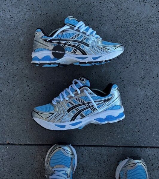 Stylish Running Sneakers