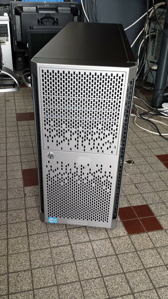 Serveur HP proliant ml350p