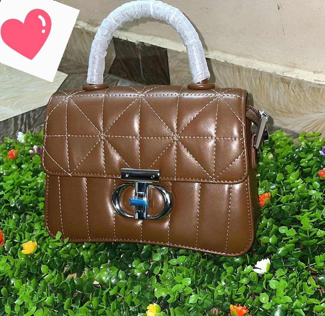 Sac à main élégant femme