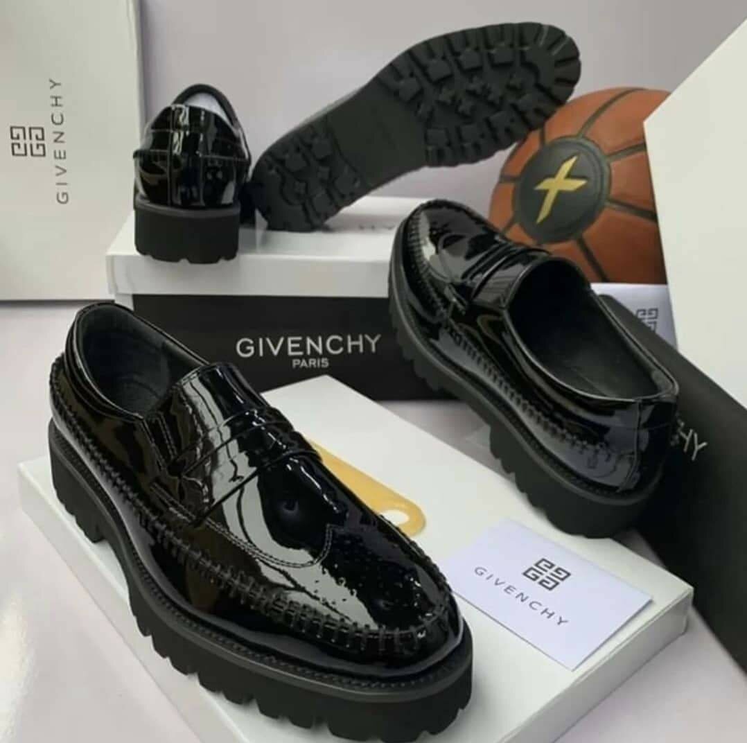 Givenchy Classic Shoes