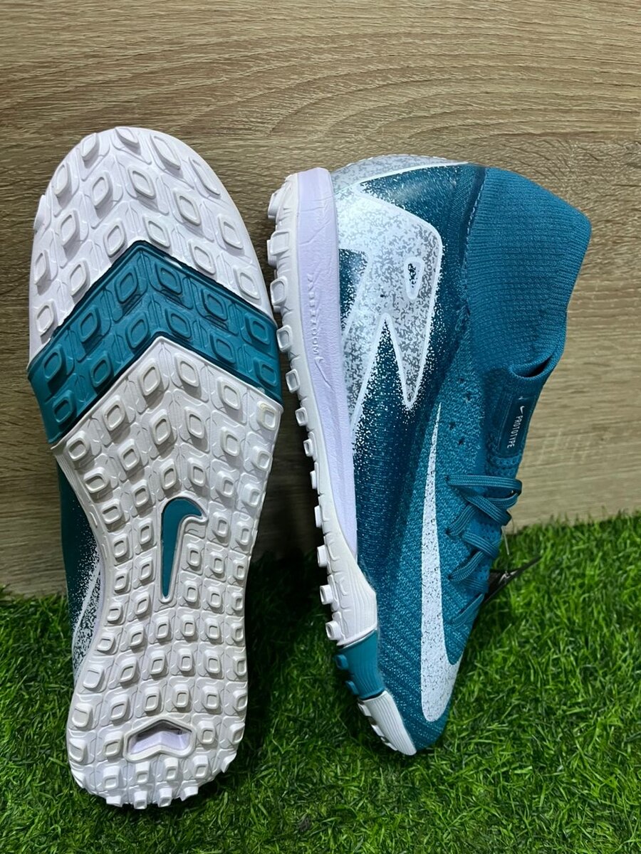 Chaussures de football pour homme