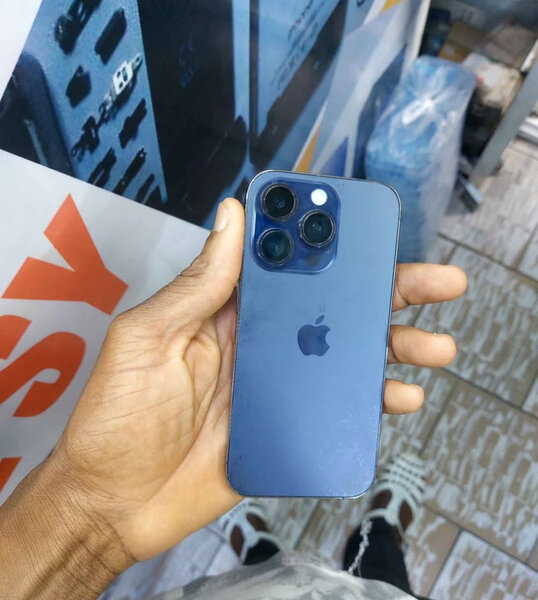 iPhone 13 Pro Max bleu