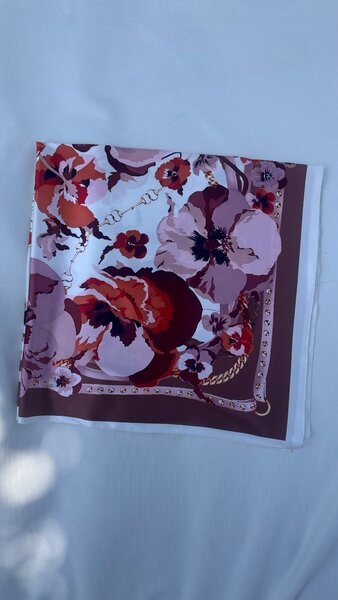 Шелковый платок