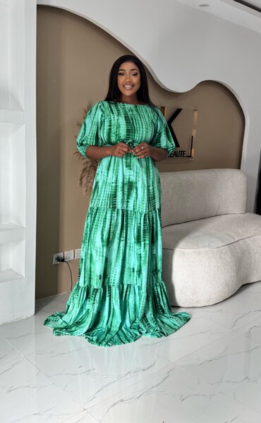 Robe longue verte élégante