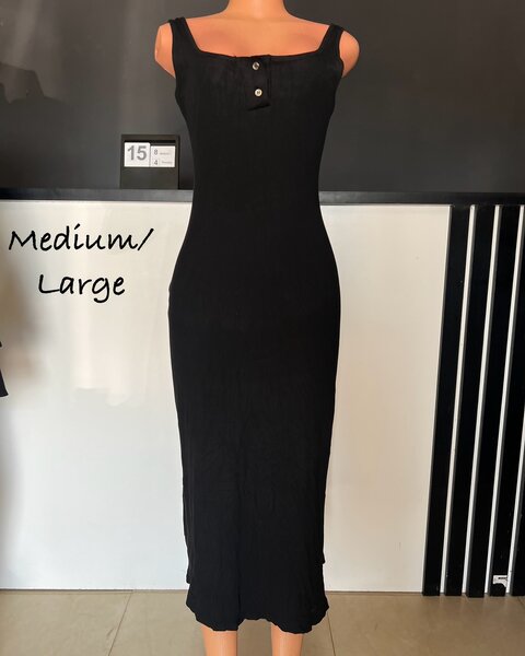  women's beautiful dress 