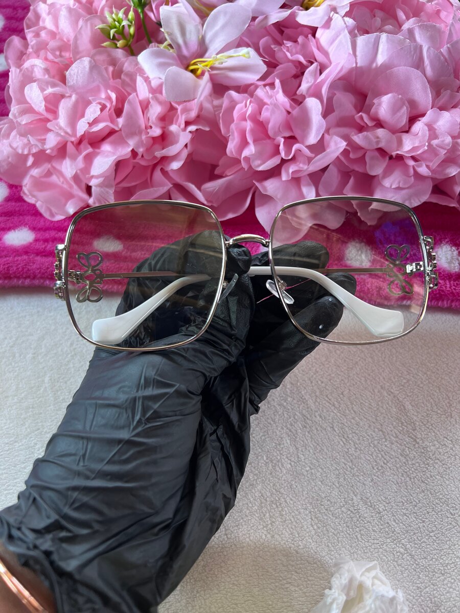 Lunettes de soleil carrées élégantes