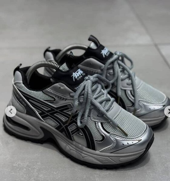 Mens quality sneaker