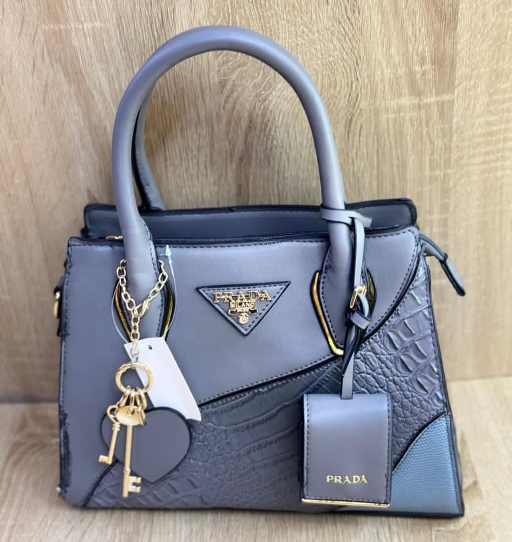 Sac à main Prada élégant