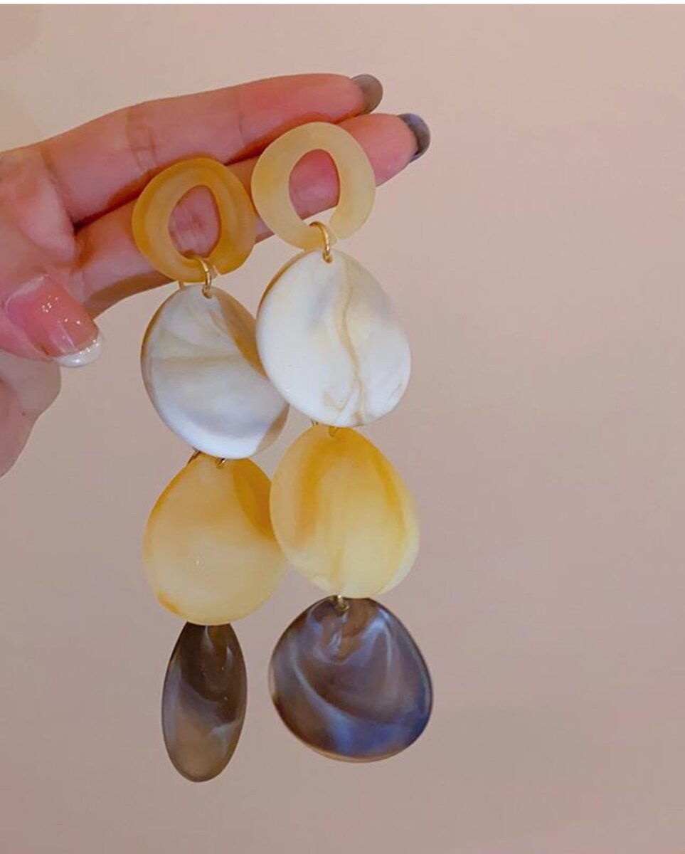 Boucles d'oreilles pendantes élégantes