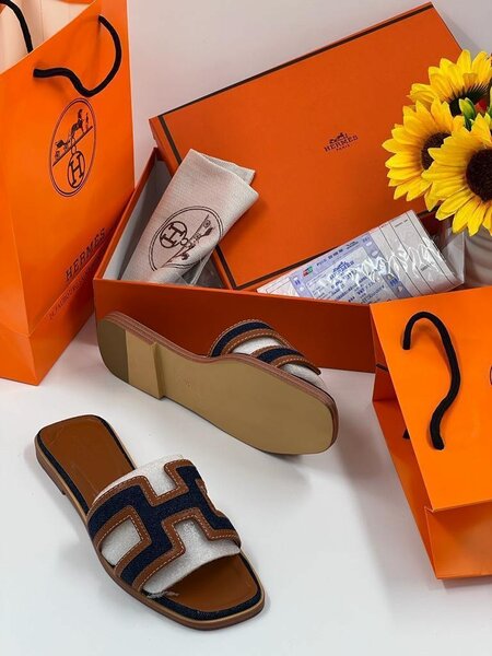 Hermes slippers