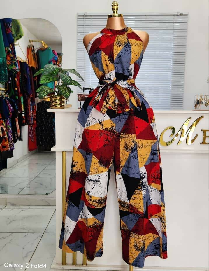 Combinaison Imprimée Géométrique