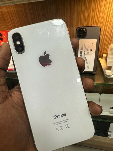 iPhone X 64giga casineuf sans Face ID