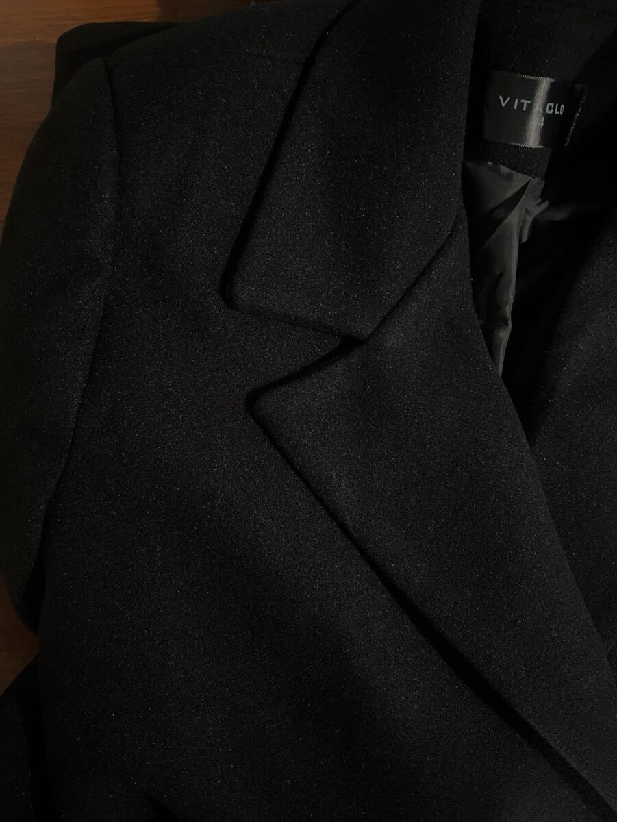 Пальто черное