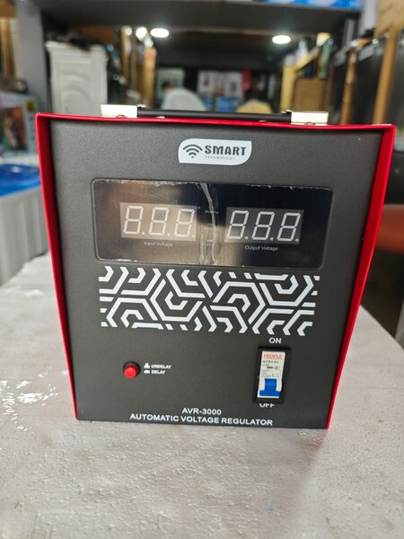 Stabilisateur smart 3000w