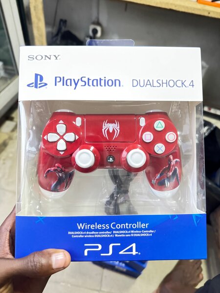 Manette ps4 Spiderman
