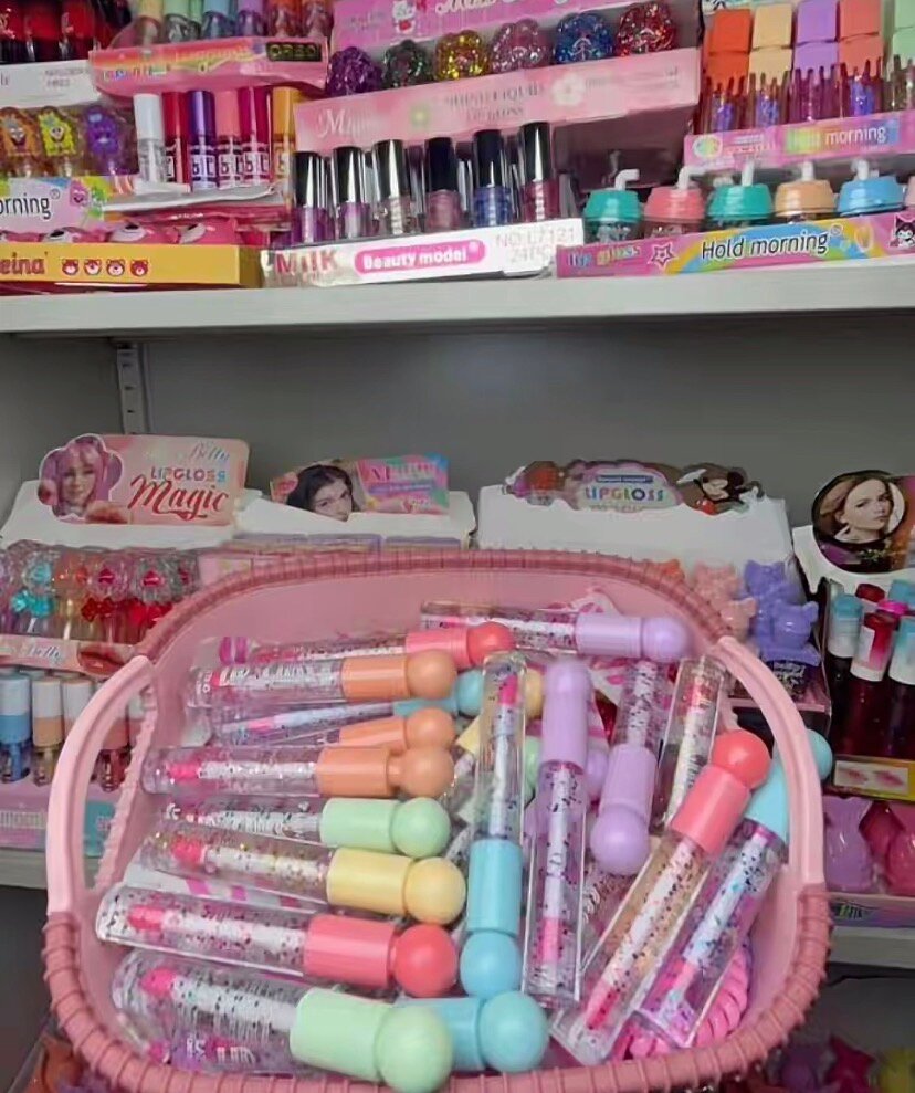 Ensemble de brillants à lèvres colorés