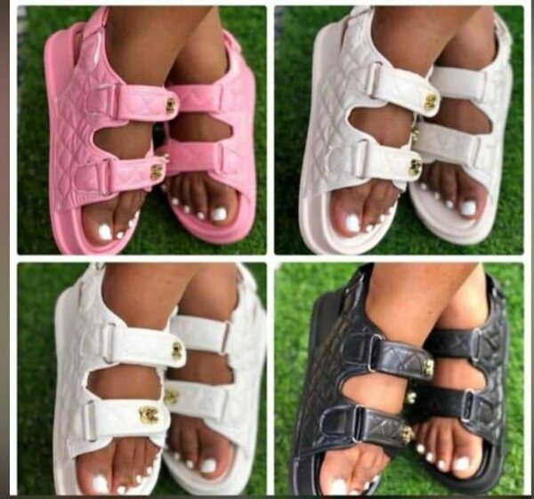Women sandals