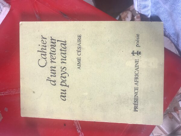 Cahier d'un retour livre