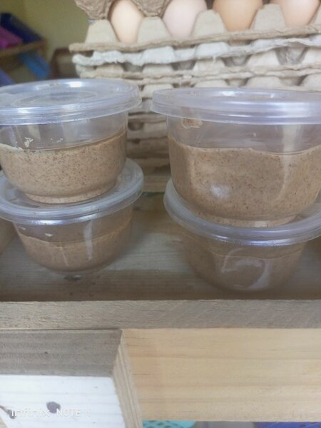 Oignon, Mangin sec, pâte d'arachide