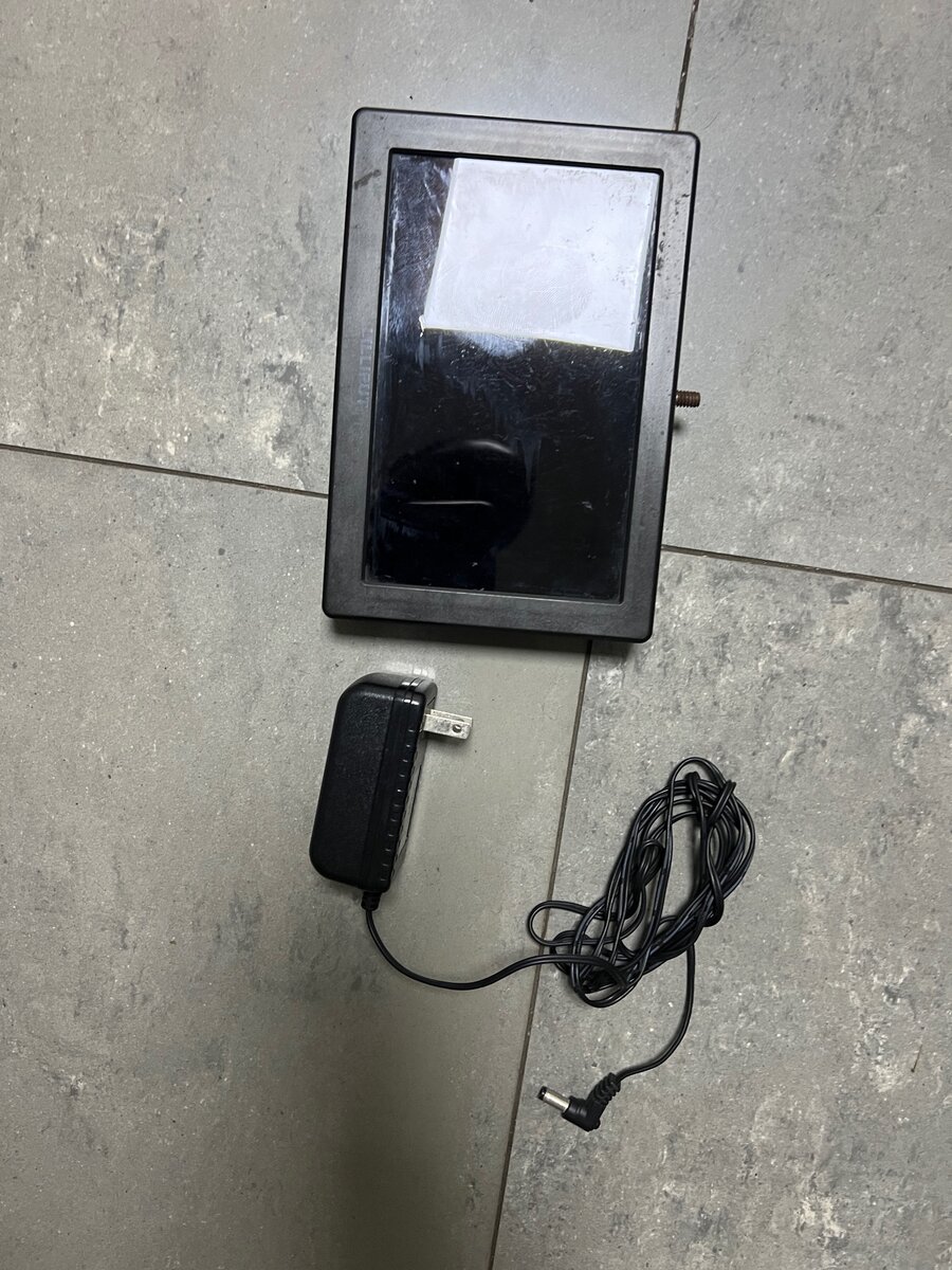 Lilliput 7 inch HD video monitor