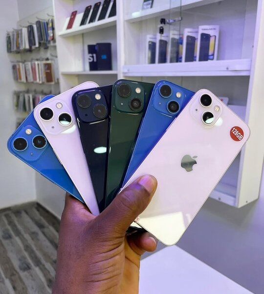 iPhone 13 - Diverses Couleurs