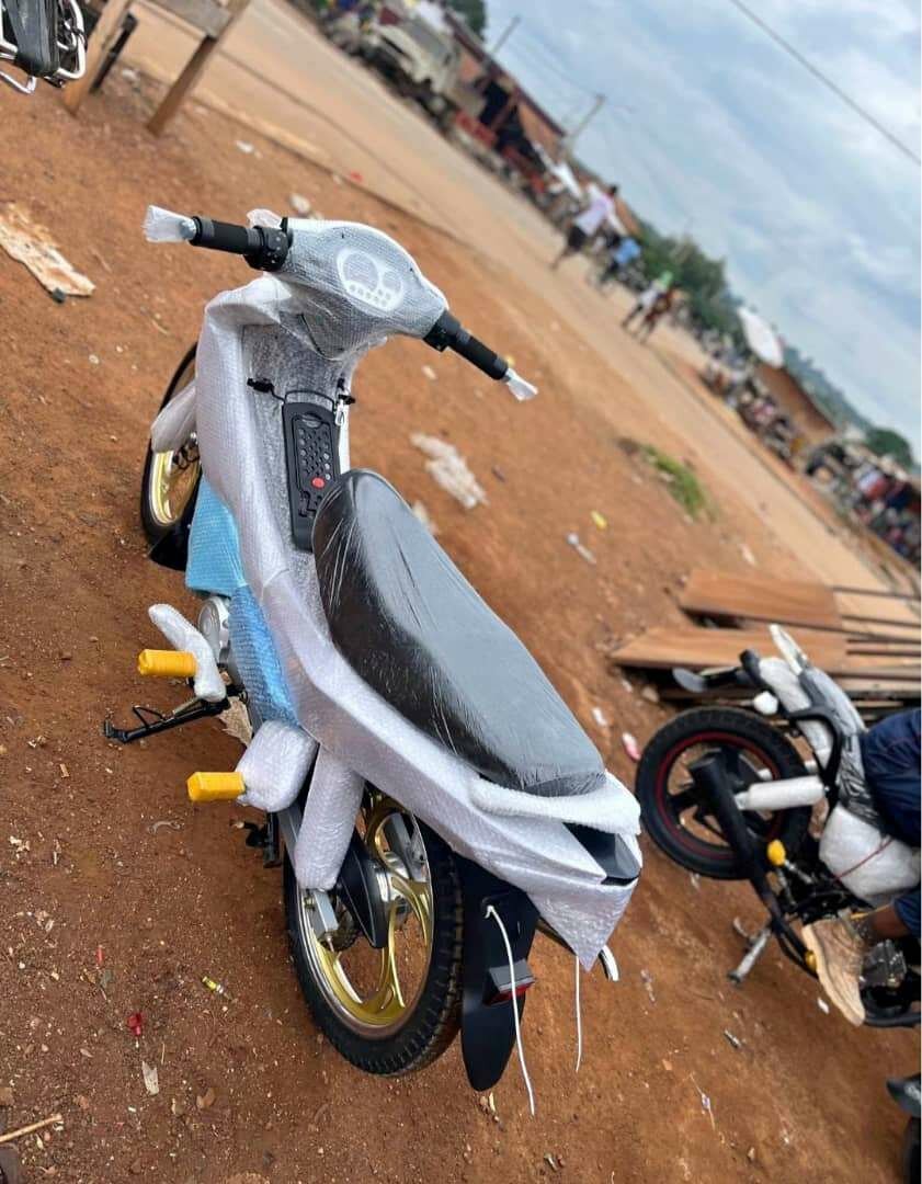 Scooter urbain moderne