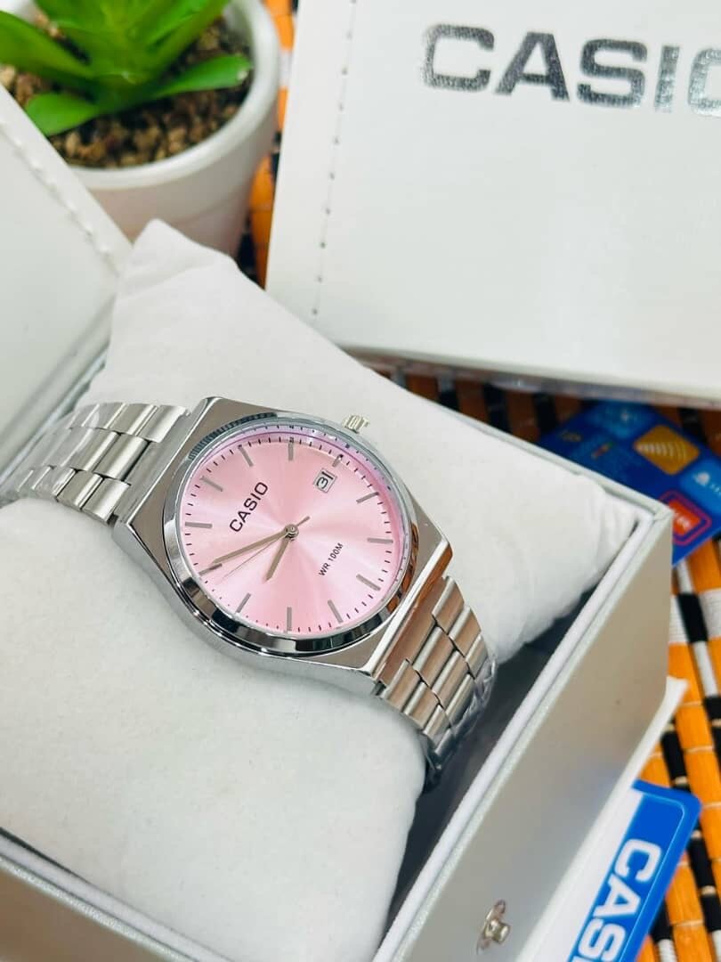 Montre Casio Rose Élégante