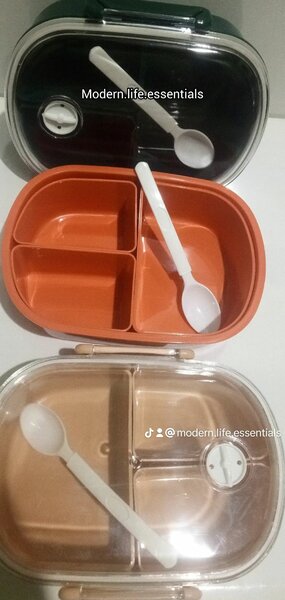 3 removable compartment lunch box