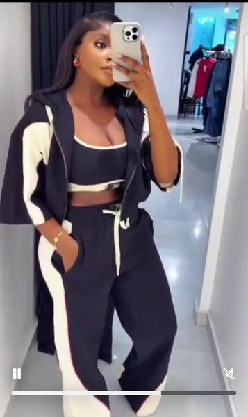 Ensemble de sport noir chic