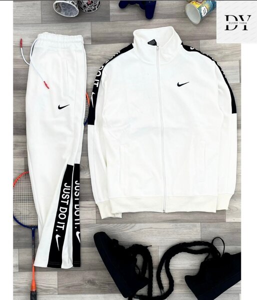 Survêtement Nike blanc