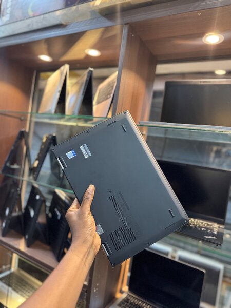 Lenovo Thinkpad X1 Yoga 3rd Gen