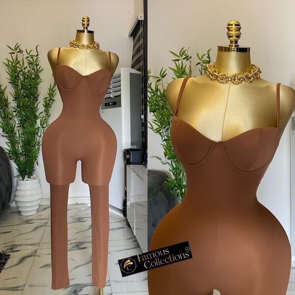 Combinaison moulante élégante