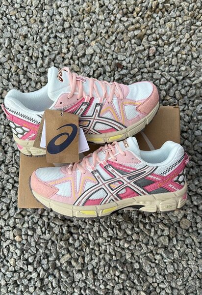 Baskets ASICS colorées